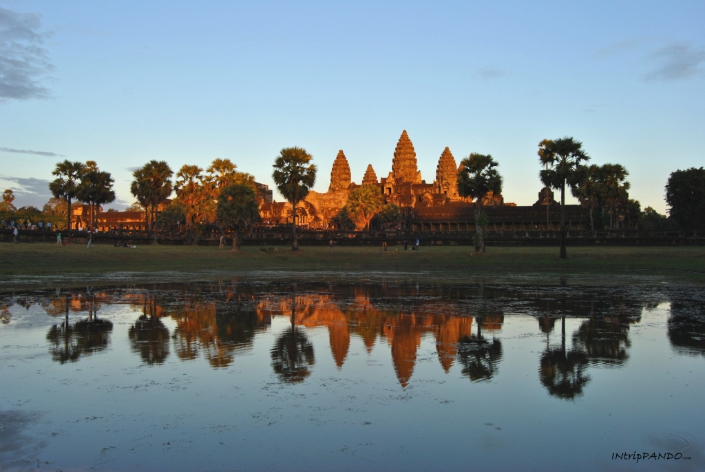 tramonto all'Angkor Wat